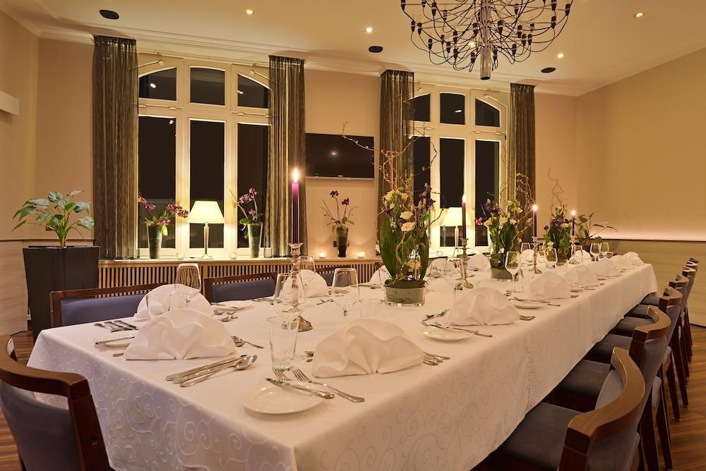 Hotel Restaurant Zur Post Bonn Exterior photo